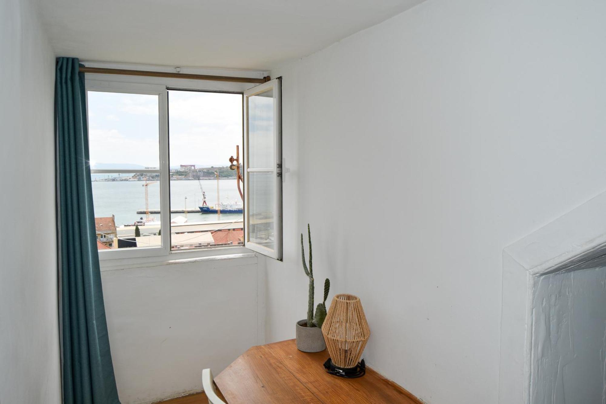 Santos Apartment In Central Lisbon With River View Eksteriør billede