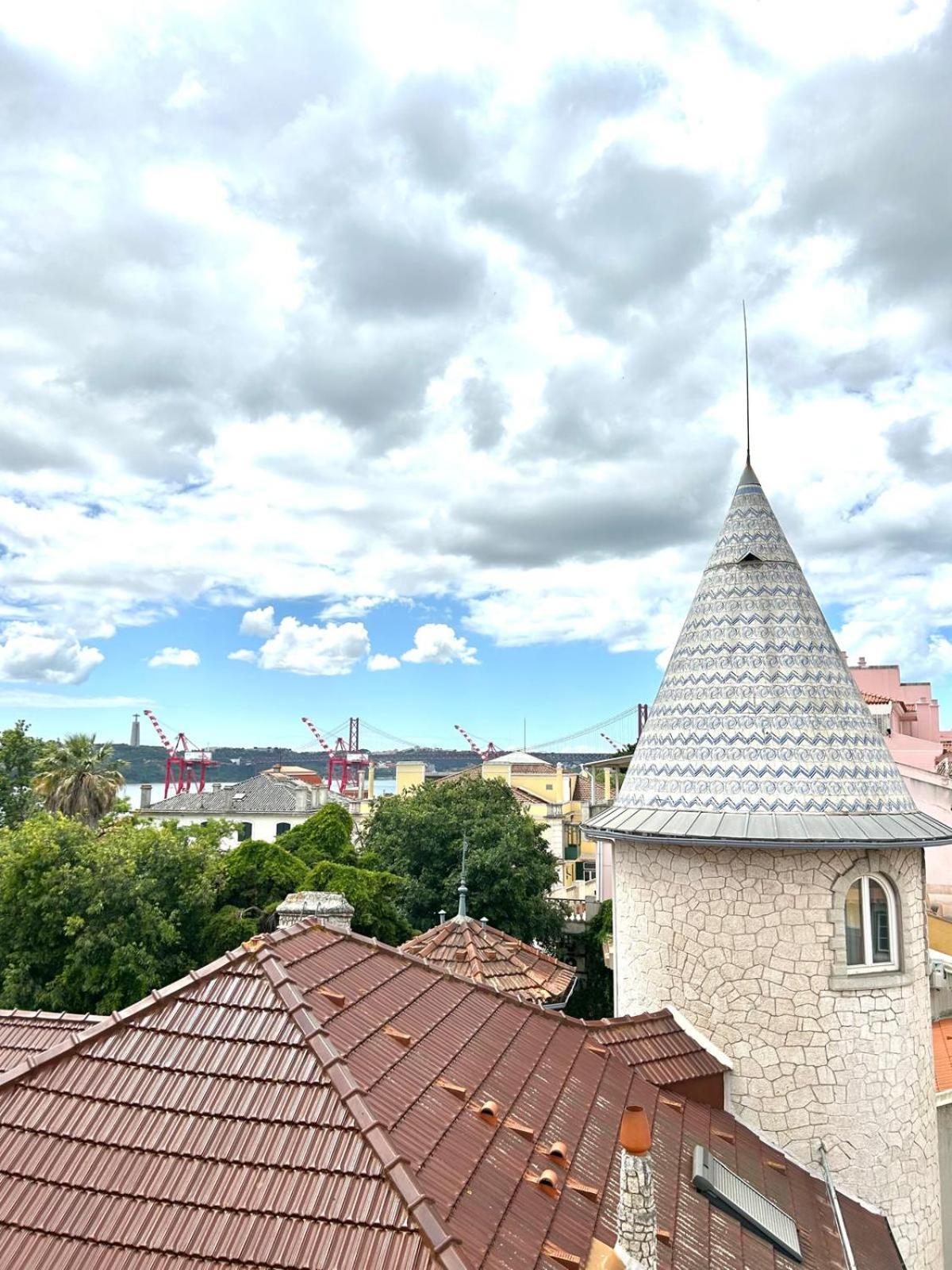 Santos Apartment In Central Lisbon With River View Eksteriør billede